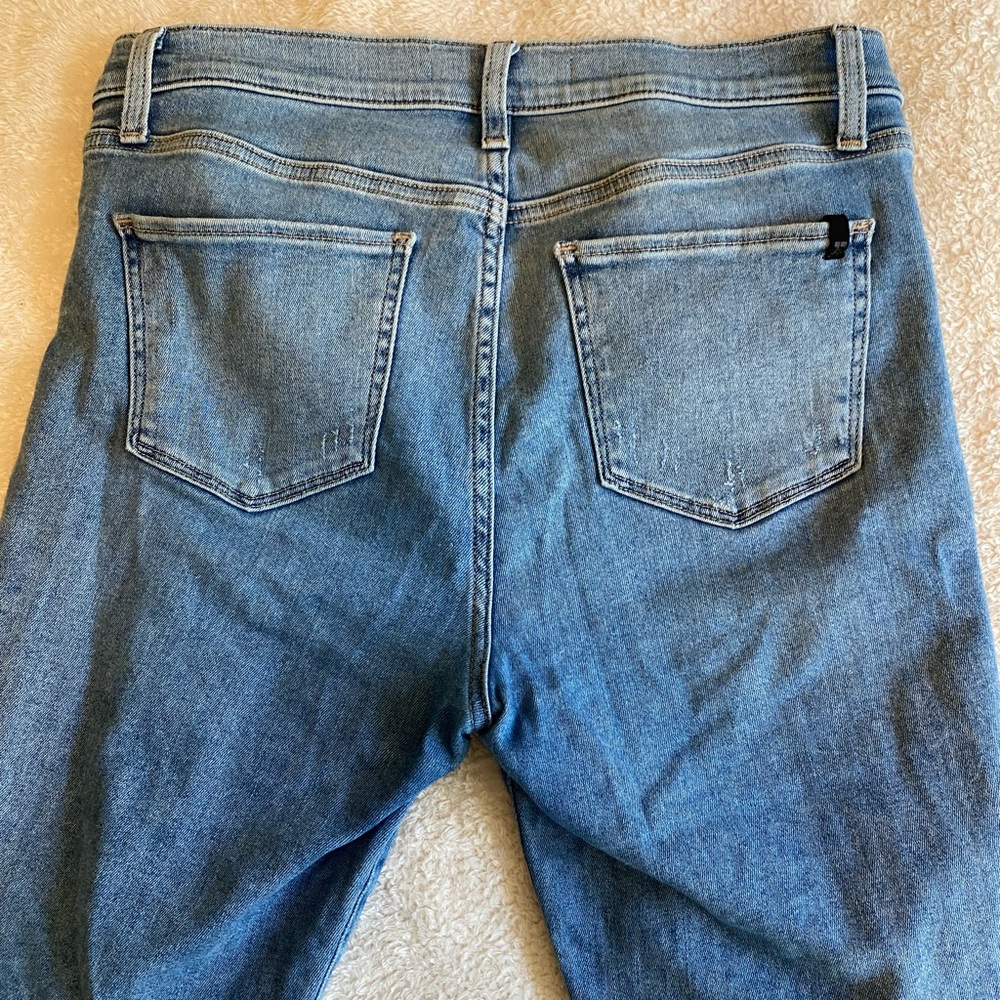 Joe’s Jeans Skinny High Rise - Picture 3 of 11